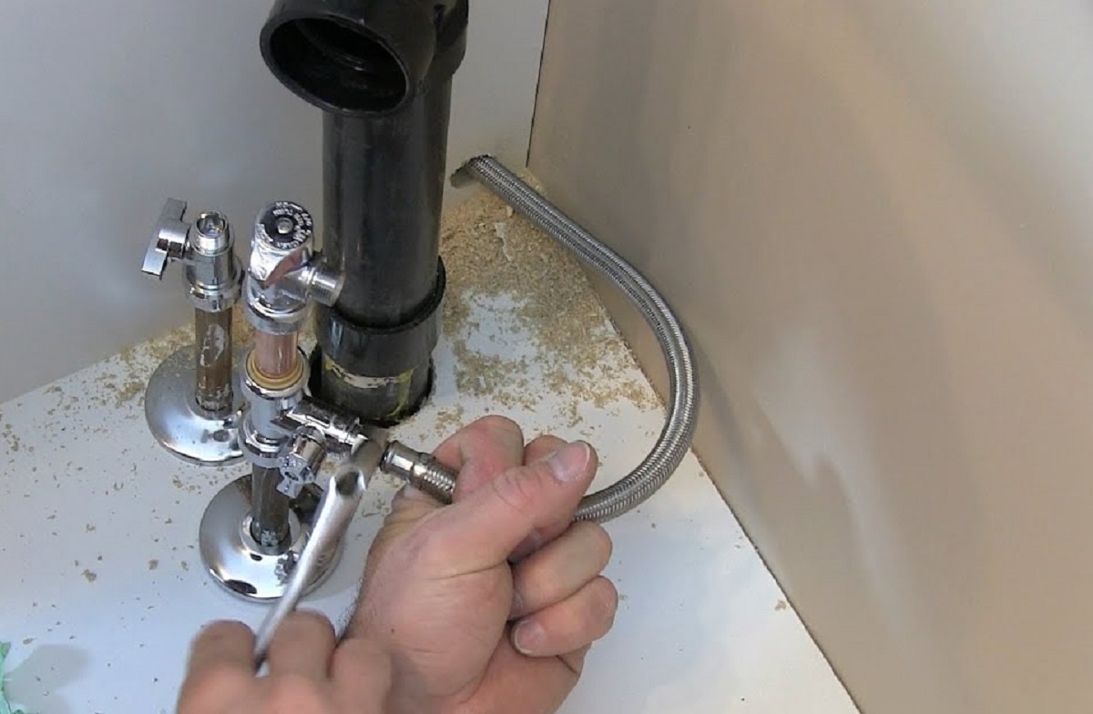How To Cap Ice Maker Water Line